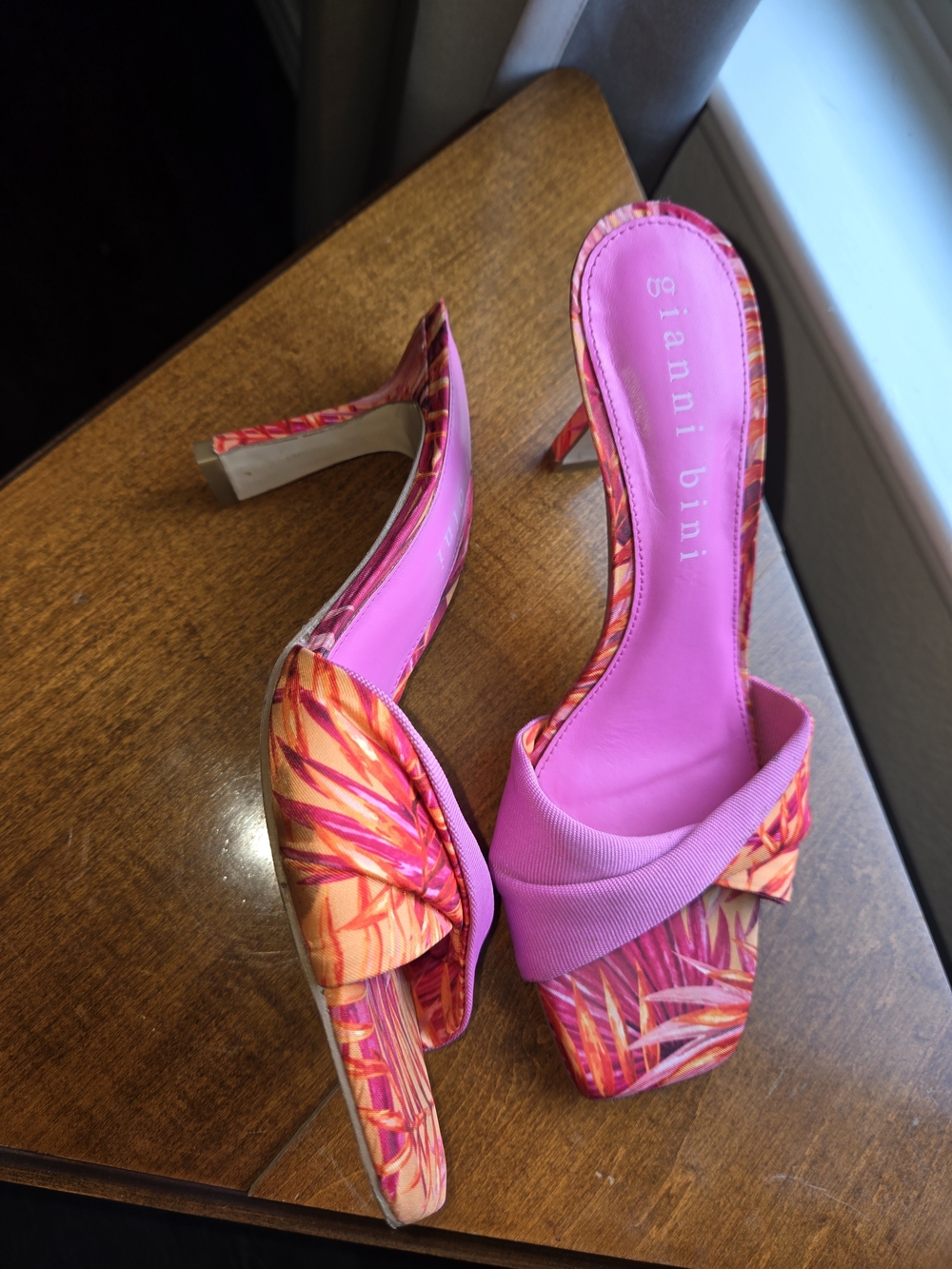Gianni Bini Pink Tropical Print Slide Heels - Picture 3 of 6